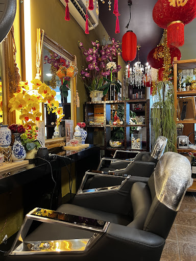 Cutting Edge The Premium Salon