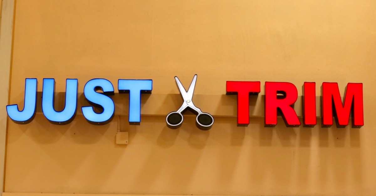 Salon Rambut Just A Trim – Potong Rambut Profesional, Gaya Terkini & Harga Berpatutan