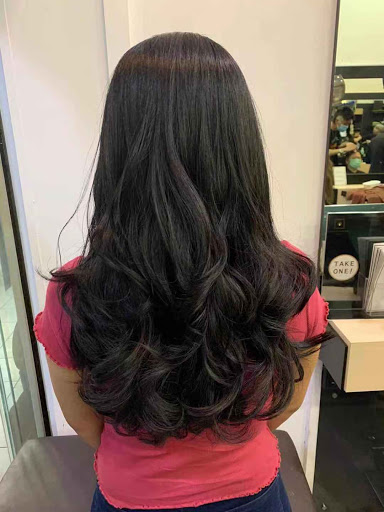 The Monster Salon Rambut Profesional – Potongan Gaya Terbaik & Perawatan Eksklusif