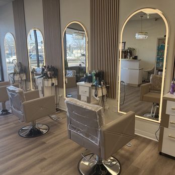 Là Mode Hair & Make Up Studio – Salon Kecantikan Profesional, Gaya Rambut & Make Up Terkini