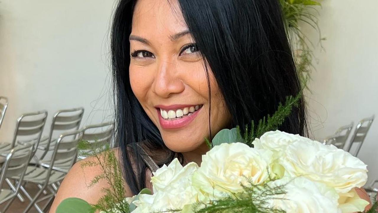 Mawar Anggun: Foto Bunga Mawar Cantik untuk Wallpaper & Hiasan Dinding