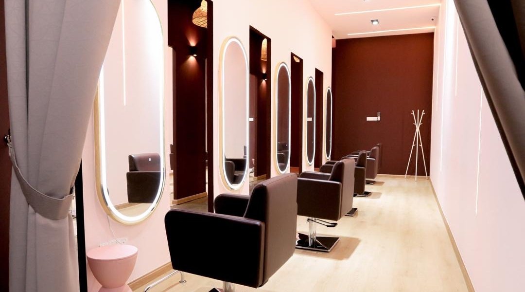 Nieza Salon Muslimah Putrajaya – Kecantikan Hijab, Potongan Rambut & Rawatan Kulit Profesional