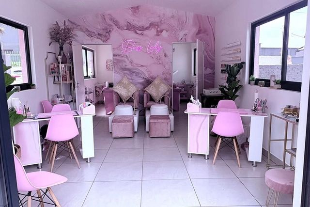 Lady Beauty Studio – Salon Kecantikan Wanita Premium dengan Perkhidmatan Makeup & Rawatan Kulit