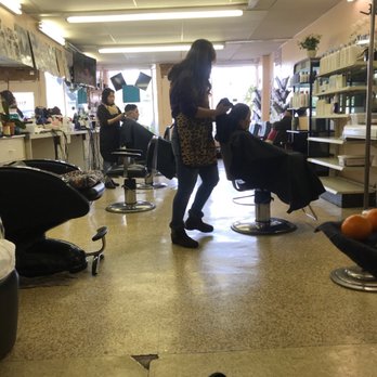 ST Beauty Salon – Salon Kecantikan Profesional, Rawatan Rambut, Spa & Make‑up