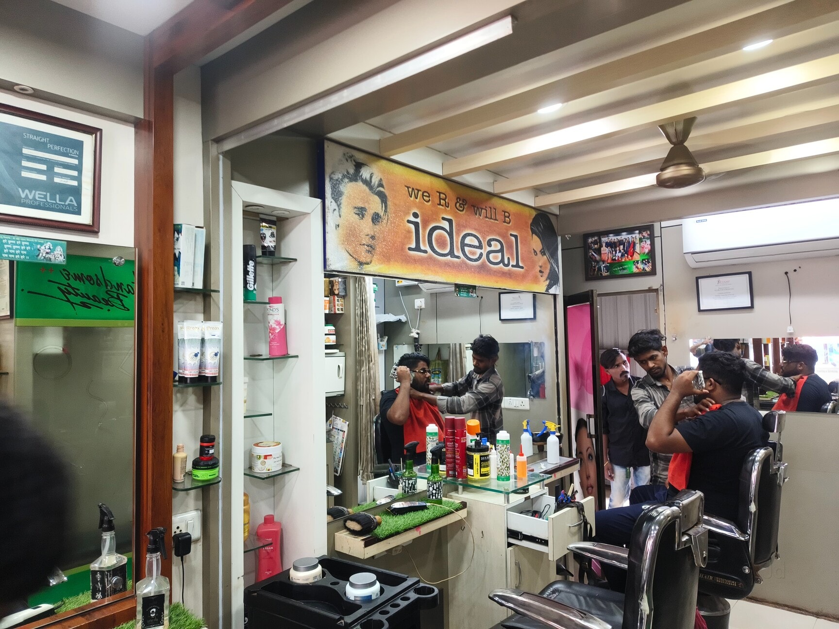 Ideal Hair & Beauty Salon Academy - Kursus Penataan Rambut & Kecantikan Profesional