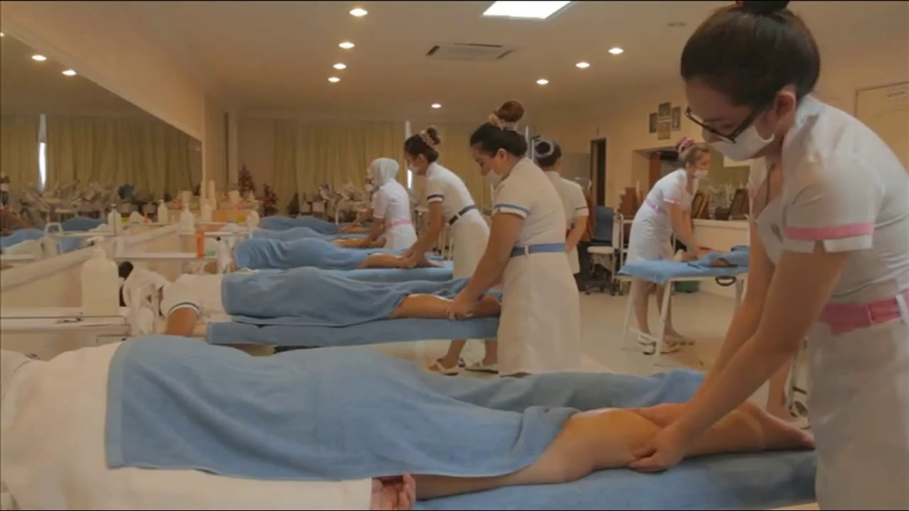 Gloria Beauty Training Academy - Kursus Kecantikan Profesional di Malaysia | Latihan Make-up & Perawatan Kulit