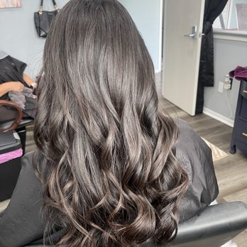 KS Salon Rambut & Kecantikan – Gaya Moden, Rawatan Profesional, Harga Berpatutan