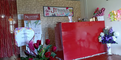 Jt Hair Unisex Salon – Gaya Rambut Moden untuk Lelaki & Wanita, Potongan Profesional di Kota