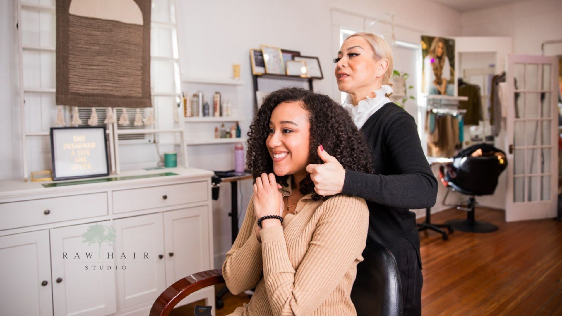 RW Hair Studio - Salon Rambut Moden, Potongan & Pewarnaan Profesional di Kuala Lumpur