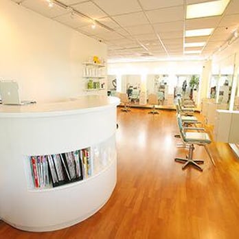 Michi Hair Studio HQ – Salon Kecantikan Terkini dengan Potongan Rambum Trendy & Perkhidmatan Profesional