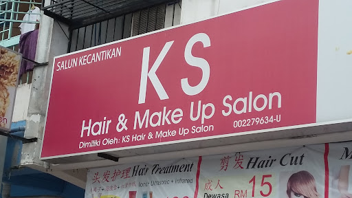 Kedai Gunting Rambut KKS – Potong Rambut Berkualiti, Harga Berpatutan, Servis Profesional di Kuala Lumpur
