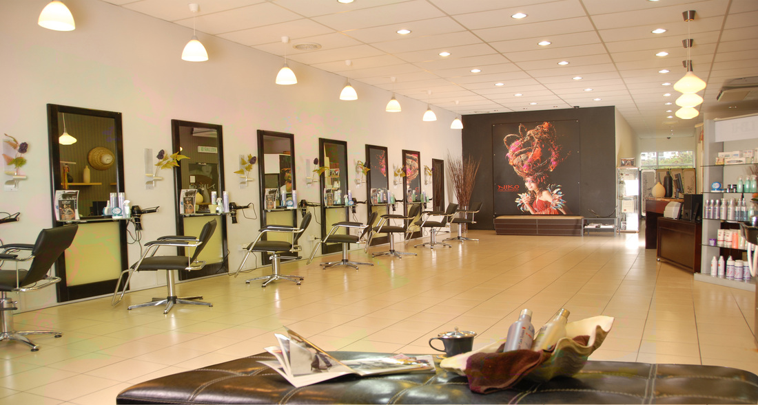 Salon Gaya & Kecantikan Nikos – Potongan, Warna, & Rawatan Rambut Terbaik