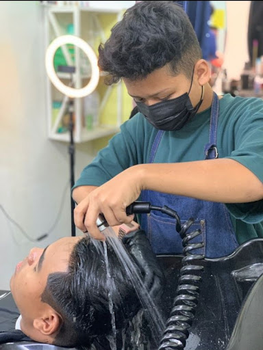 Akademi Rambut Terbaik di Jertih – Pelatihan Profesional & Teknik Styling Terkini