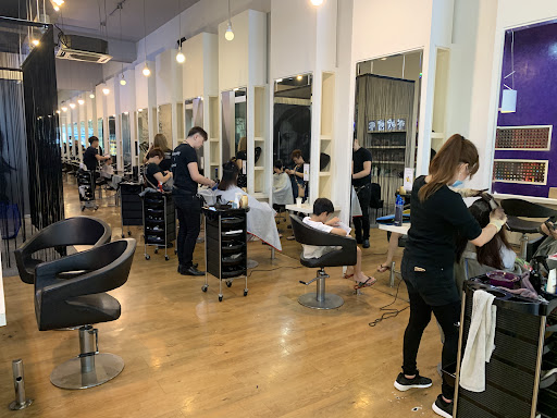 Kimarie Salon & Hair Spa di IOI Boulevard – Rawatan Rambut Premium & Gaya Trendy