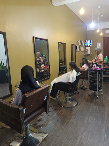 Aleesa Salon Muslimah – Gaya Moden, Rawatan Kecantikan & Penjagaan Rambut bagi Wanita Muslim