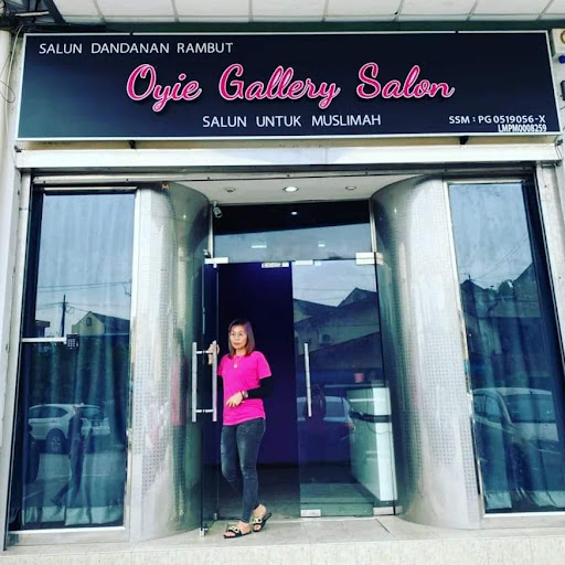Foto Oyie Gallery Salon di Pesta Muar - Gaya Moden & Kecantikan Terbaru