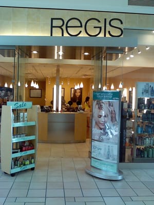 The Regis Hair Studio - Gaya Rambut Moden, Perkhidmatan Penataan Profesional di Kuala Lumpur