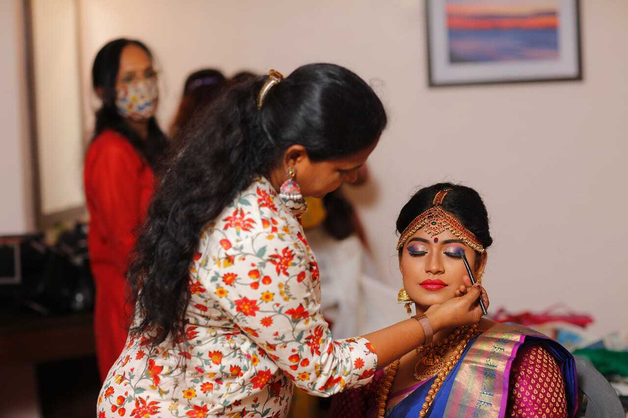 Pusat Kecantikan & Latihan di Chennai – Salon Kecantikan Terbaik & Kursus Profesional