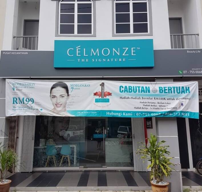 Gambar Celmonze – Reka Bentuk Signature di Simpang Renggam: Gaya Unik & Moden
