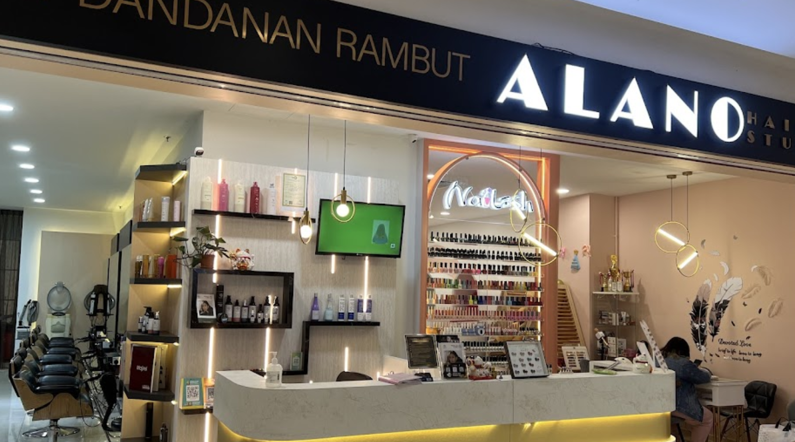 Alano Hair Studio di Paradigm Mall JB - Salon Rambut Terbaik untuk Gaya Moden & Potongan Profesional