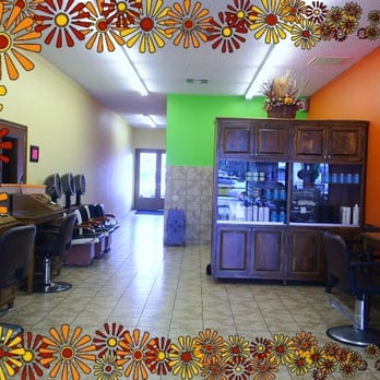 Rainbow Beauty Salon: Salon Kecantikan Bergaya Warna Pelangi dengan Perkhidmatan Terbaik