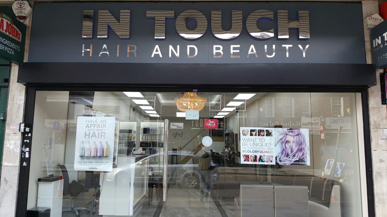 In Touch Hair & Beauty Saloon – Salon Profesional untuk Potong Rambut, Gaya & Rawatan Kecantikan