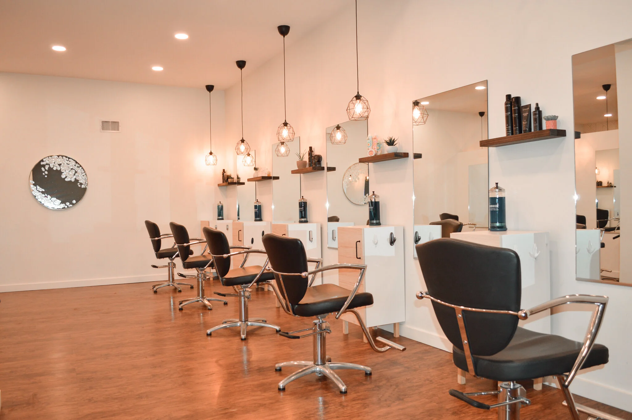 Kylie Salon & Akademi – Transformasi Gaya Rambut & Kecantikan Terbaik di Malaysia