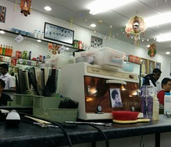 Kedai Gunting Rambut S.A Saloon – Potong Gaya Moden, Harga Berpatutan, Perkhidmatan Profesional