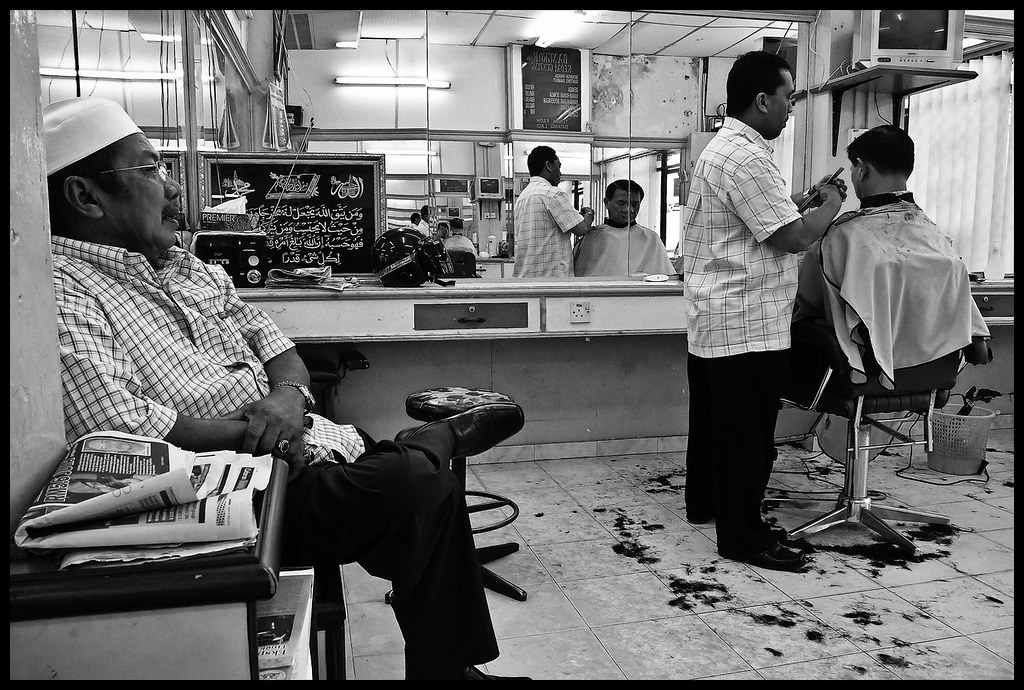 Potong Rambut Bangkok: Kedai Gunting Terbaik dengan Harga Berpatutan