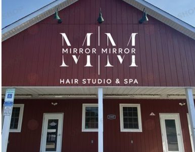 The Mirror Hair Studio: Gaya Rambut Moden & Penjagaan Profesional