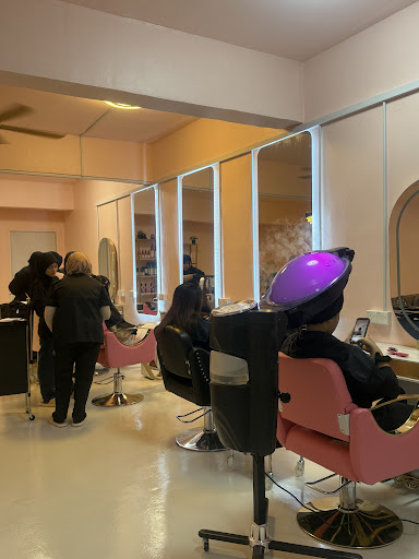 Balqis Gaya Rambut Trendy 2024 – Inspirasi Hairstylish untuk Penampilan Moden